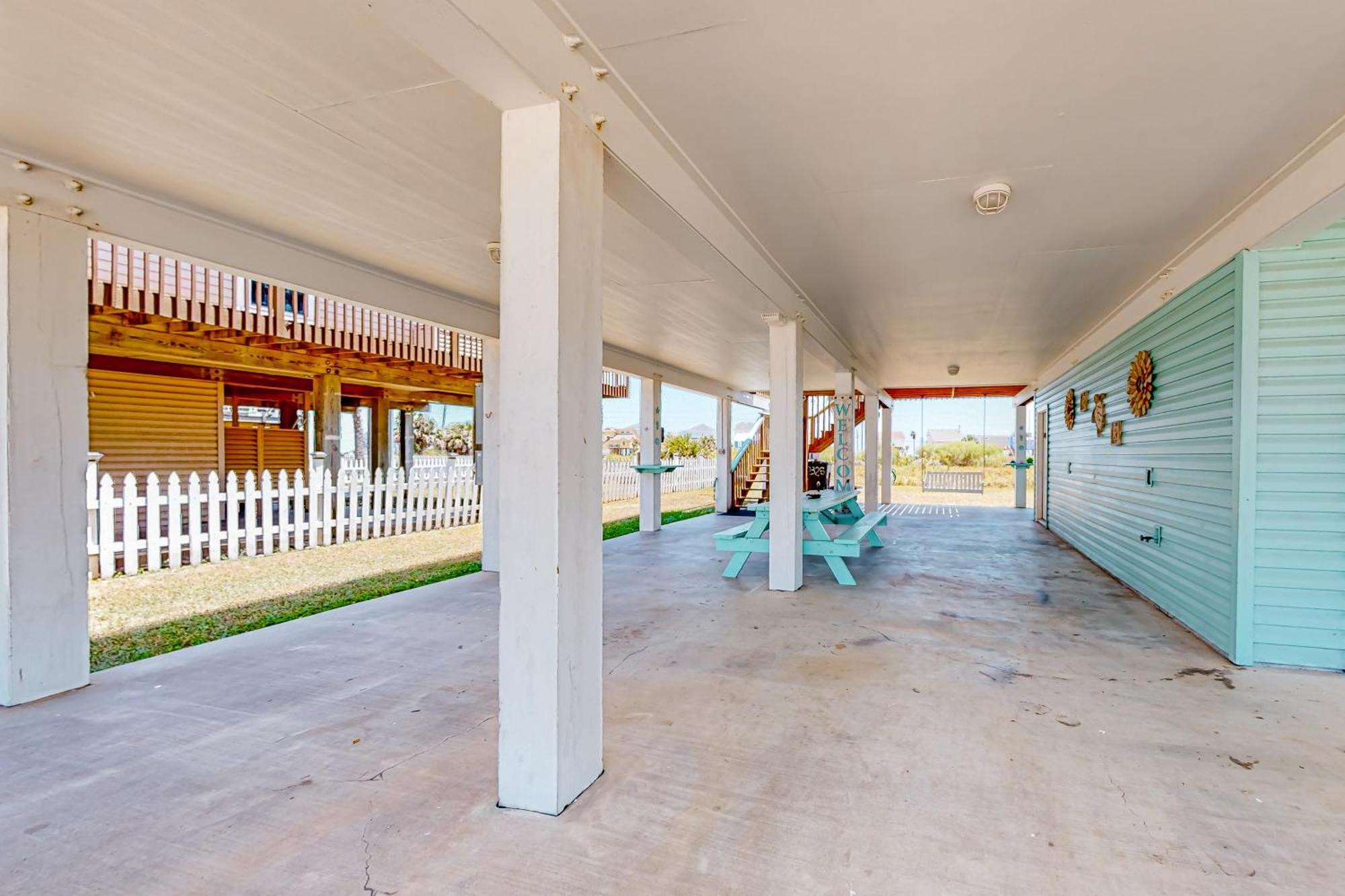 Smiles In Isla Del Sol Villa Galveston Exterior photo